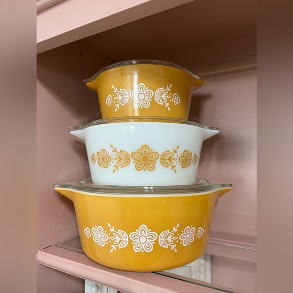 butterfly gold PYREX
